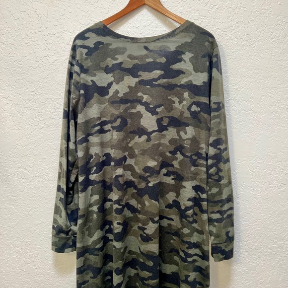 Lularoe Camouflage Print Long Sleeve V Neck Tunic Dress‎ Women's Size 2X - Picture 4 of 5